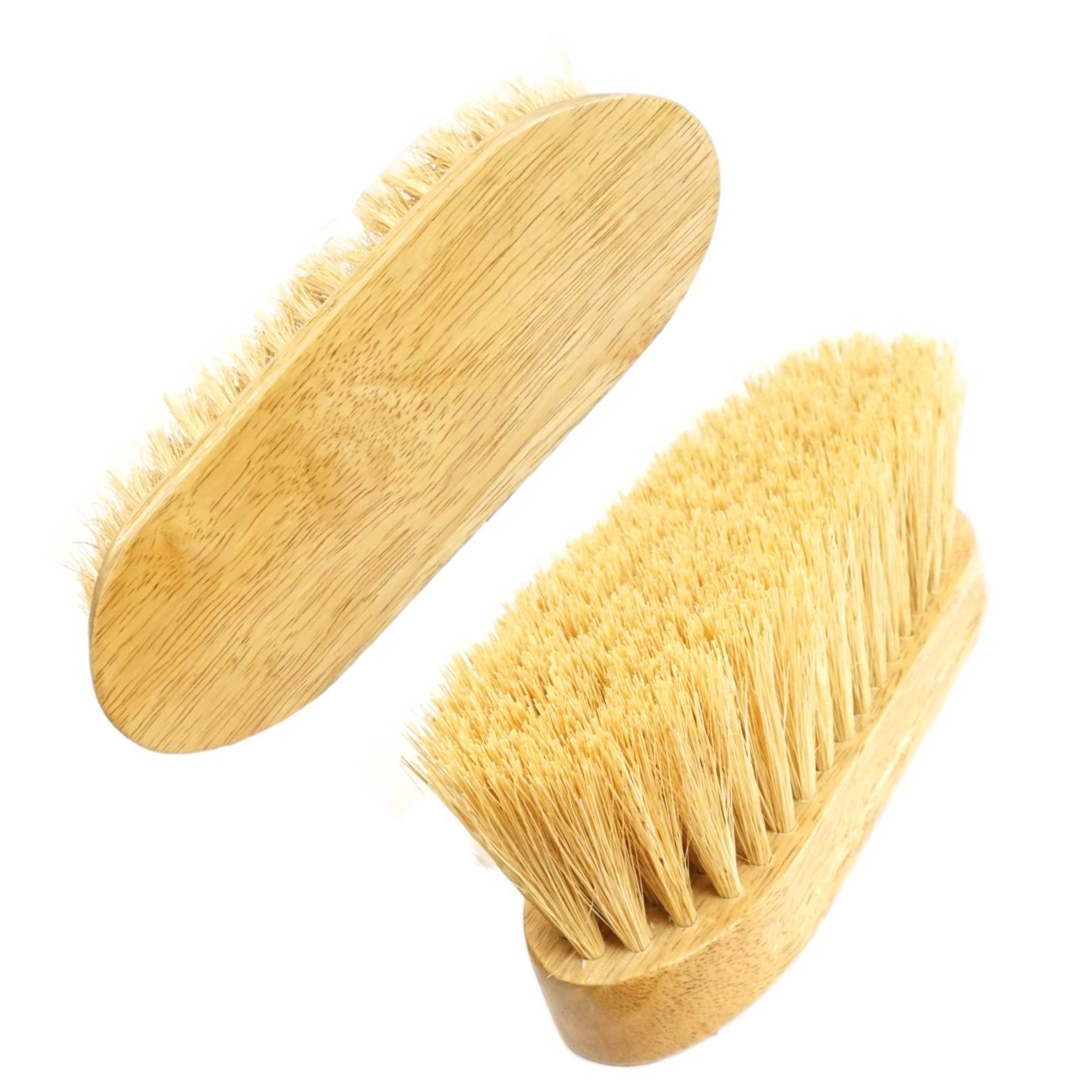 Wurzelbürste mit Holzrücken und langen Borsten